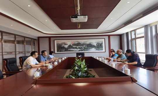 11.中国房地产协会养老产业委员会、吉林省房地产协会相关领导对人生就是博官网·南山书院进行实地考察_副本.jpg