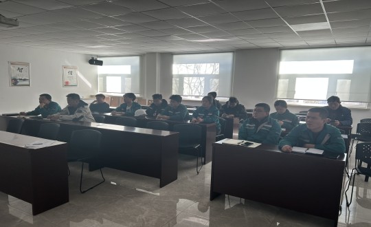8.装配式总公司中车风电塔筒技艺交底会议现
。ù硐峦计柿浚副本.jpg 8.装配式总公司中车风电塔筒技艺交底会议现
。ù硐峦计柿浚副本.jpg